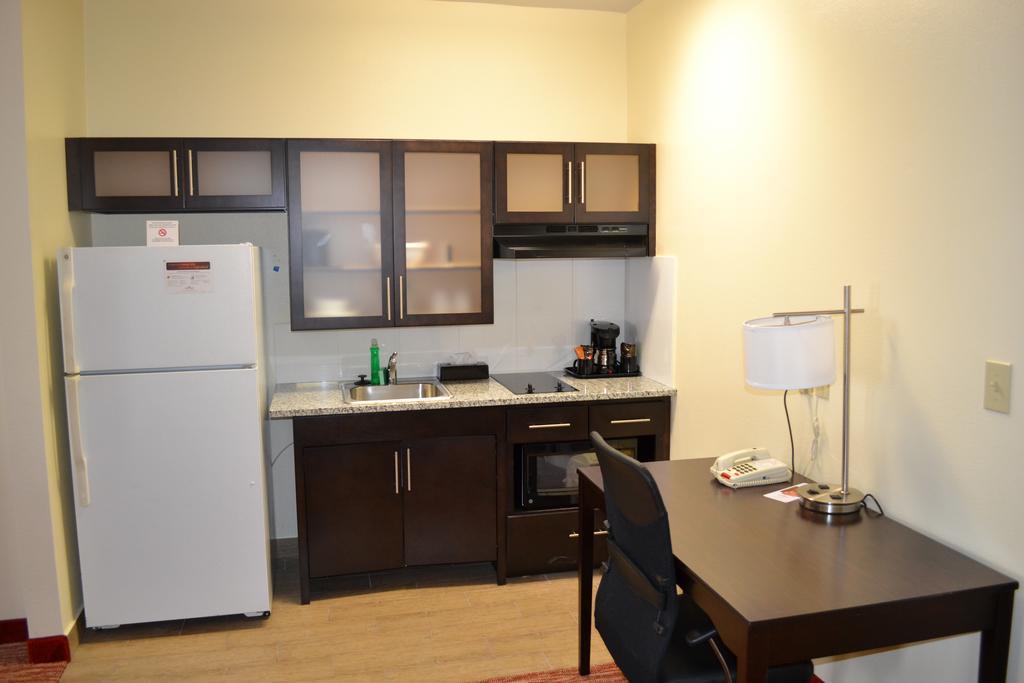 Hawthorn Suites Irving Dfw South Oda fotoğraf